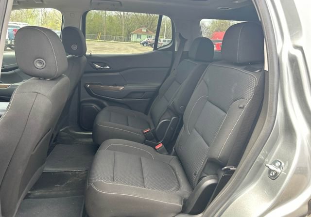 Used 2023 GMC Acadia SLE w/ Driver Convenience Package AWD/4WD image 9