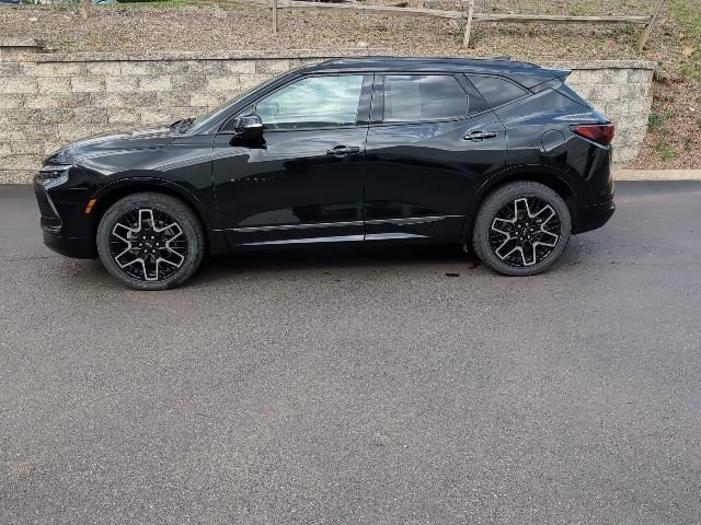 Used 2023 Chevrolet Blazer RS w/ Enhanced Convenience Package image 6