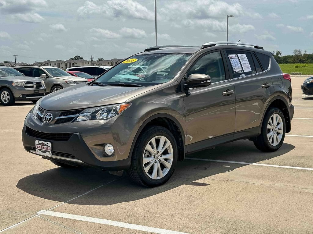Used 2014 Toyota RAV4 Limited w/ Technology Package FWD image 7