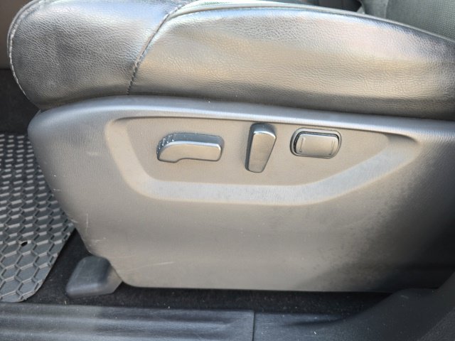 Used 2023 Nissan Armada SL w/ Captain's Chairs Package AWD/4WD image 20