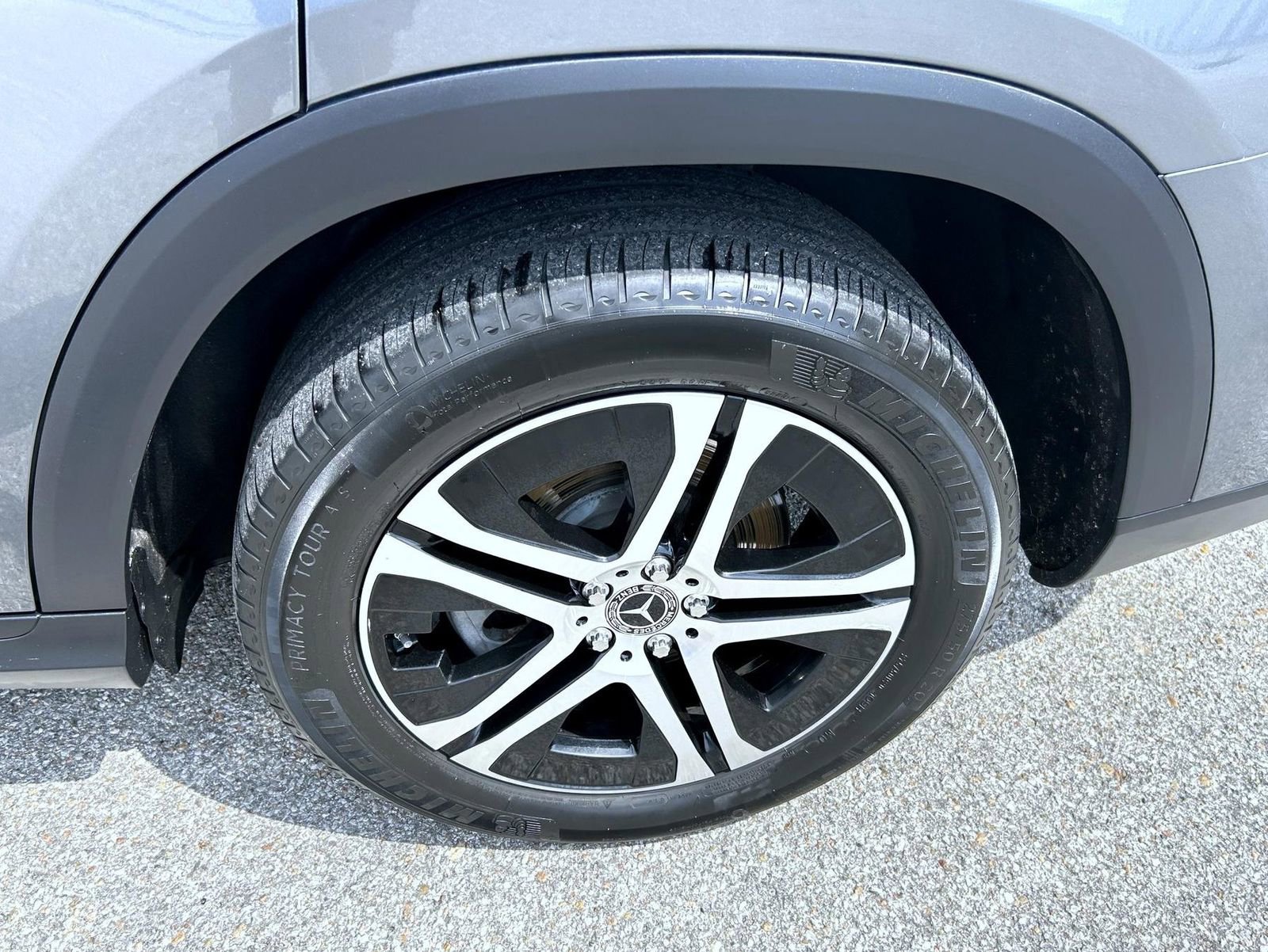 Used 2021 Mercedes-Benz GLS 450 4MATIC image 24