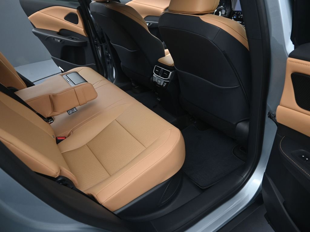 New 2026 Lexus RX 450h AWD image 12