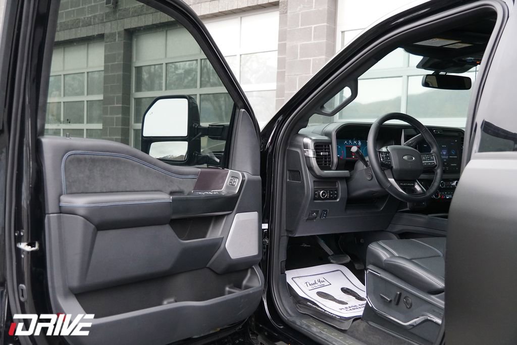 Used 2026 Ford F450 Platinum image 16