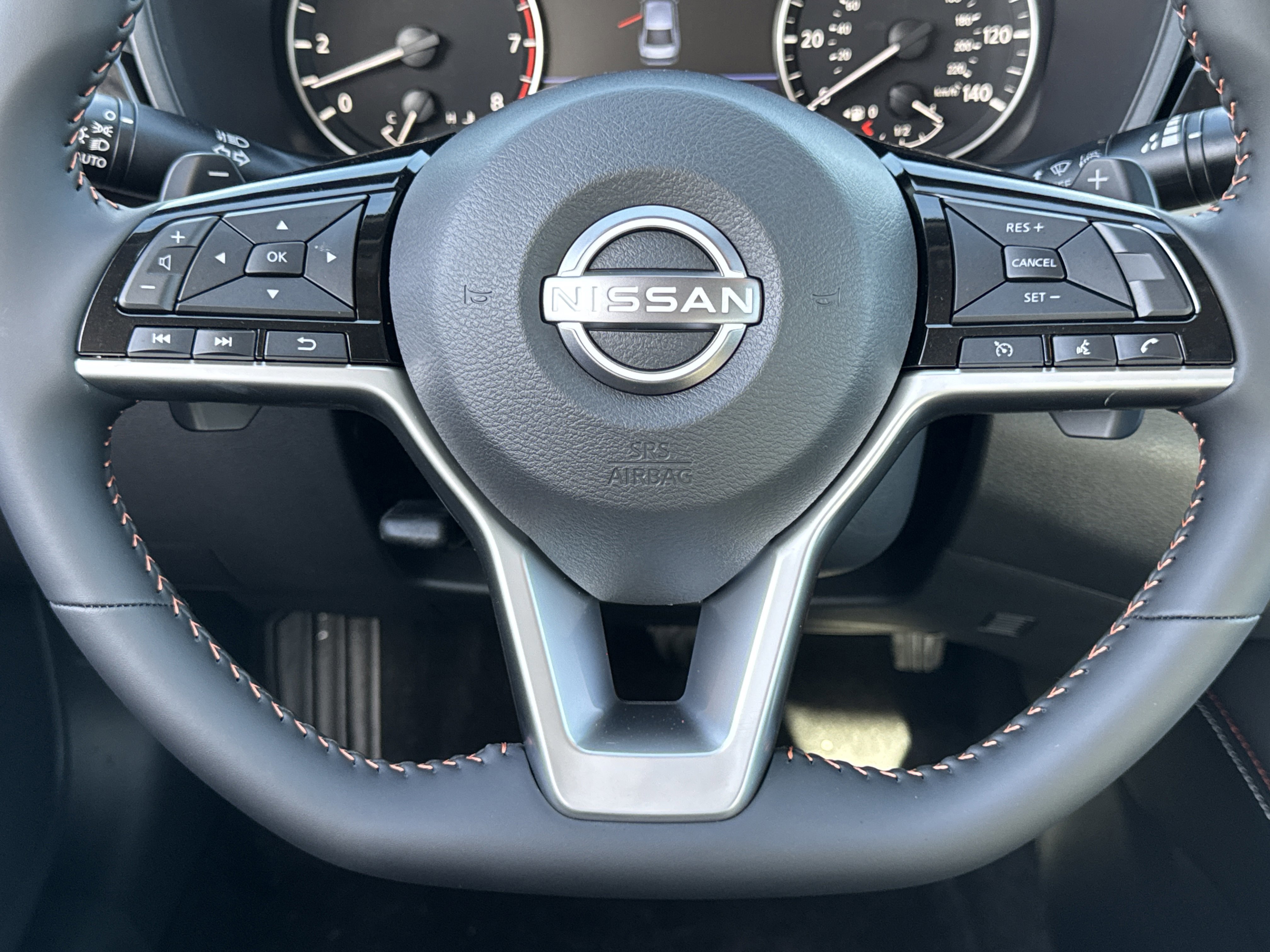 New 2025 Nissan Altima 2.5 SR w/ SR Premium Package AWD/4WD image 14