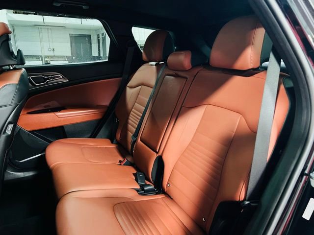 Used 2023 Kia Sportage SX image 25