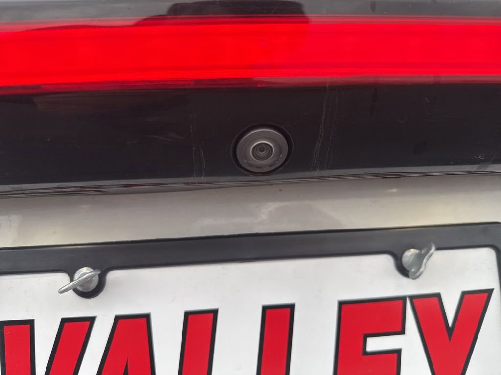 Used 2022 Chrysler Pacifica Limited image 46