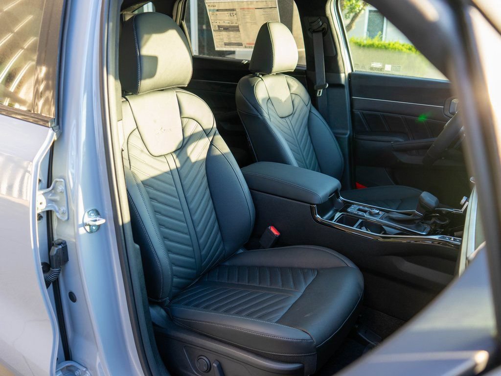 New 2026 Kia Sorento SX Prestige AWD/4WD image 9