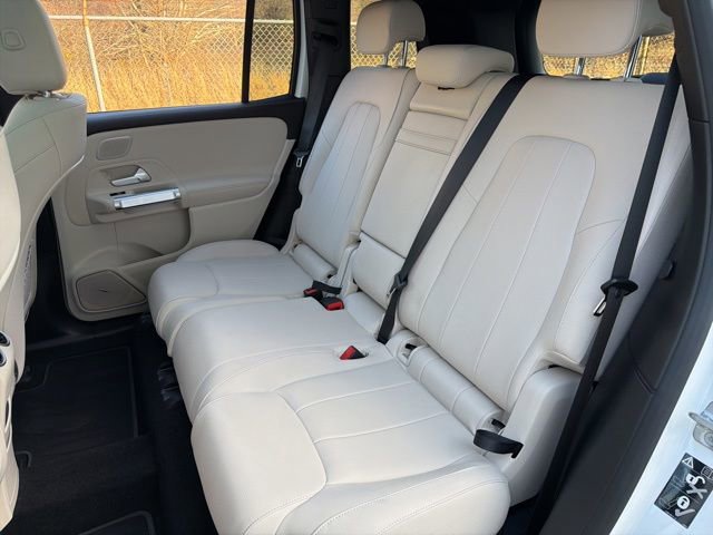 Used 2023 Mercedes-Benz EQB 250+ w/ Pinnacle Package image 22