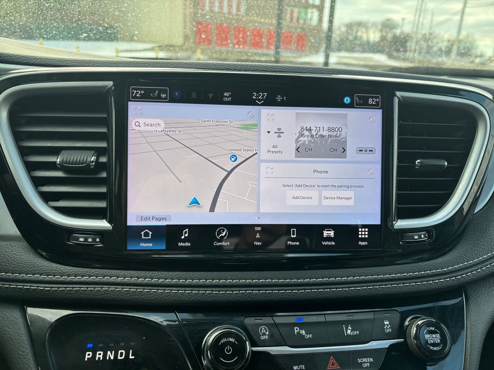 Used 2025 Chrysler Pacifica Limited image 22