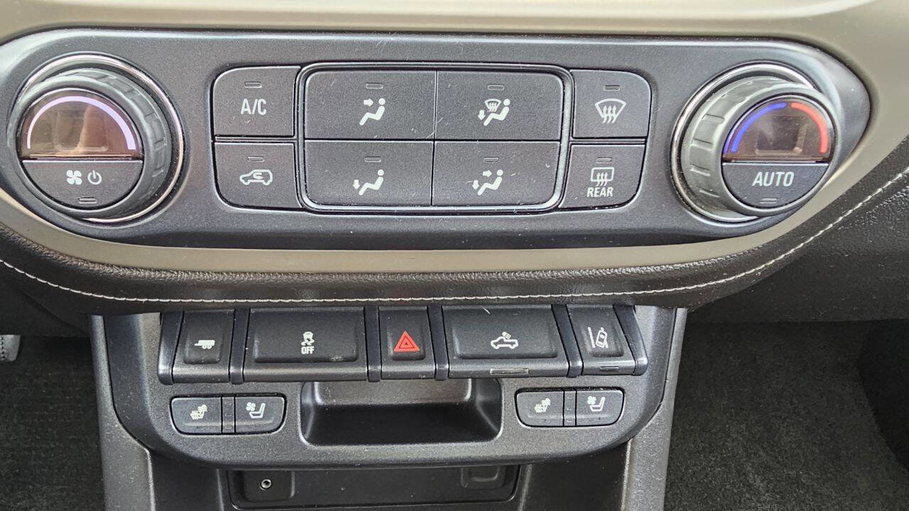 Used 2018 GMC Canyon Denali image 12