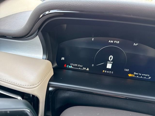 Certified 2023 Lincoln Nautilus AWD w/ Premium Package image 19