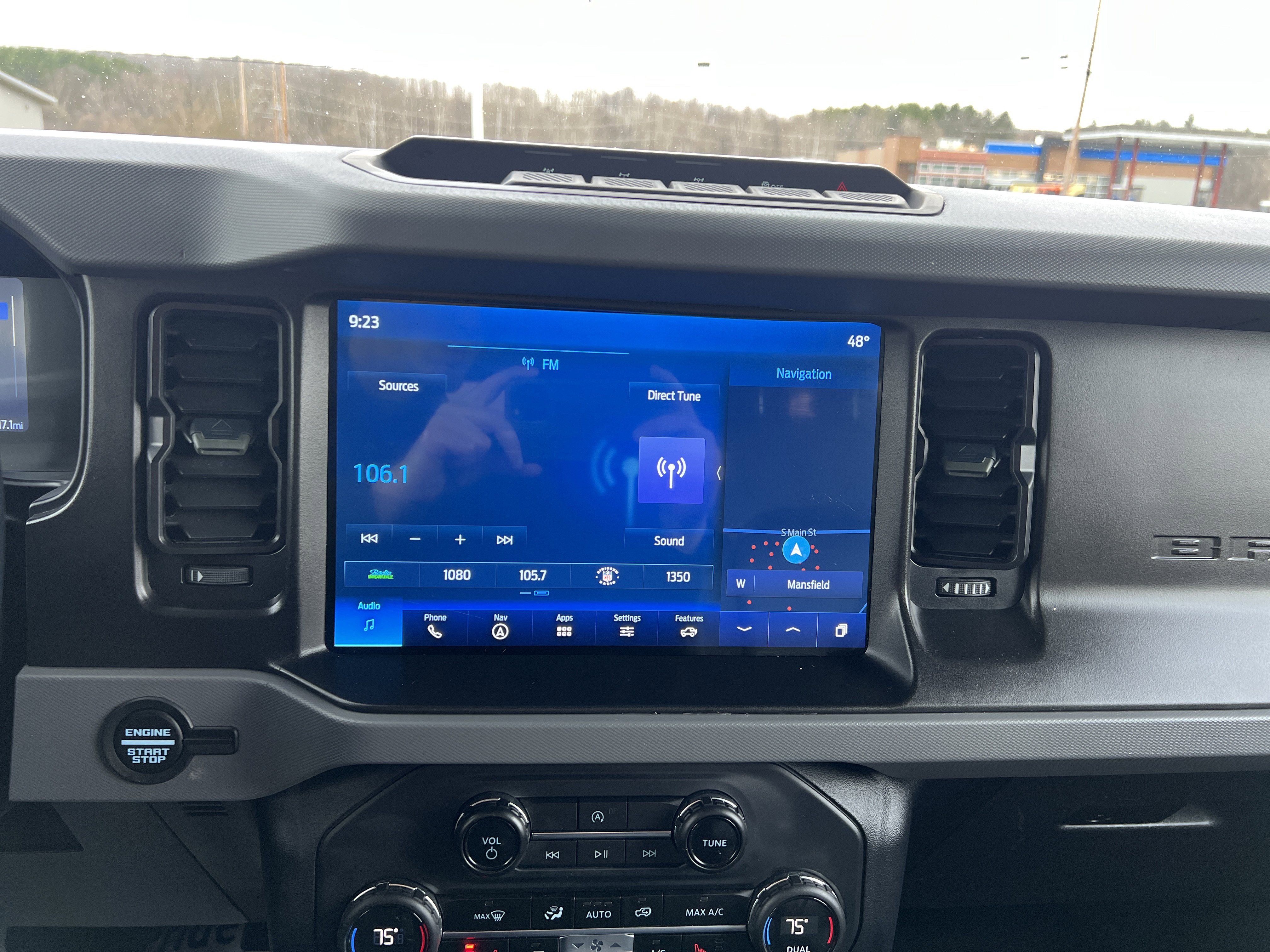 Used 2023 Ford Bronco Everglades AWD/4WD image 25