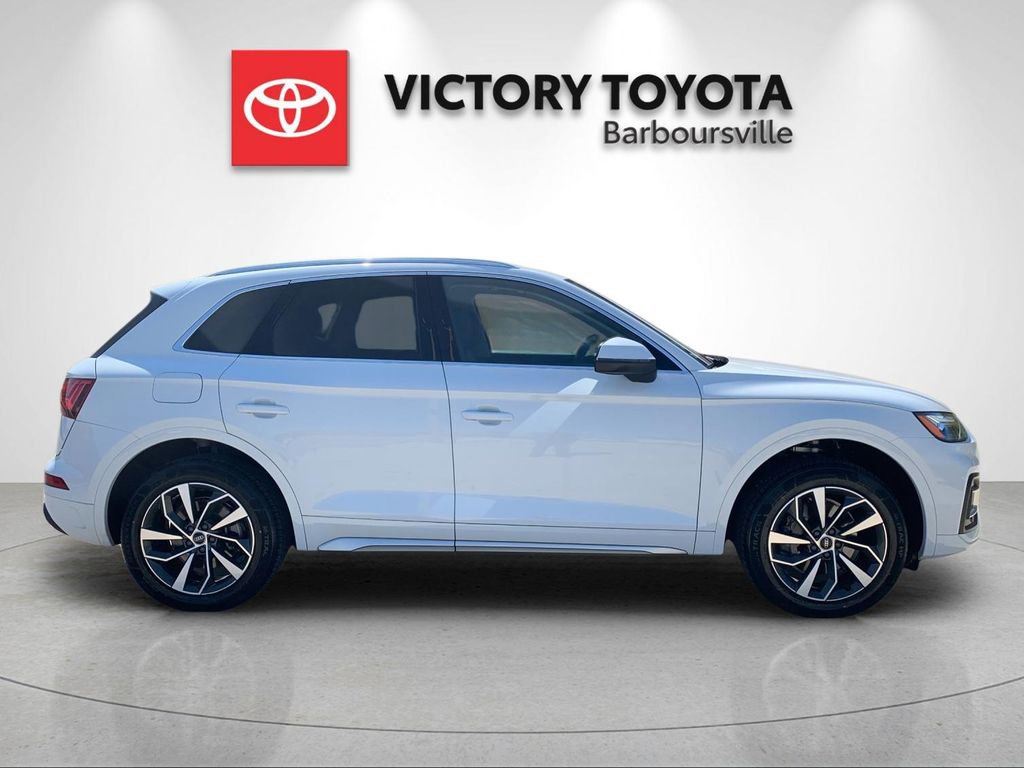 Used 2021 Audi Q5 2.0T Premium w/ Convenience Package image 6