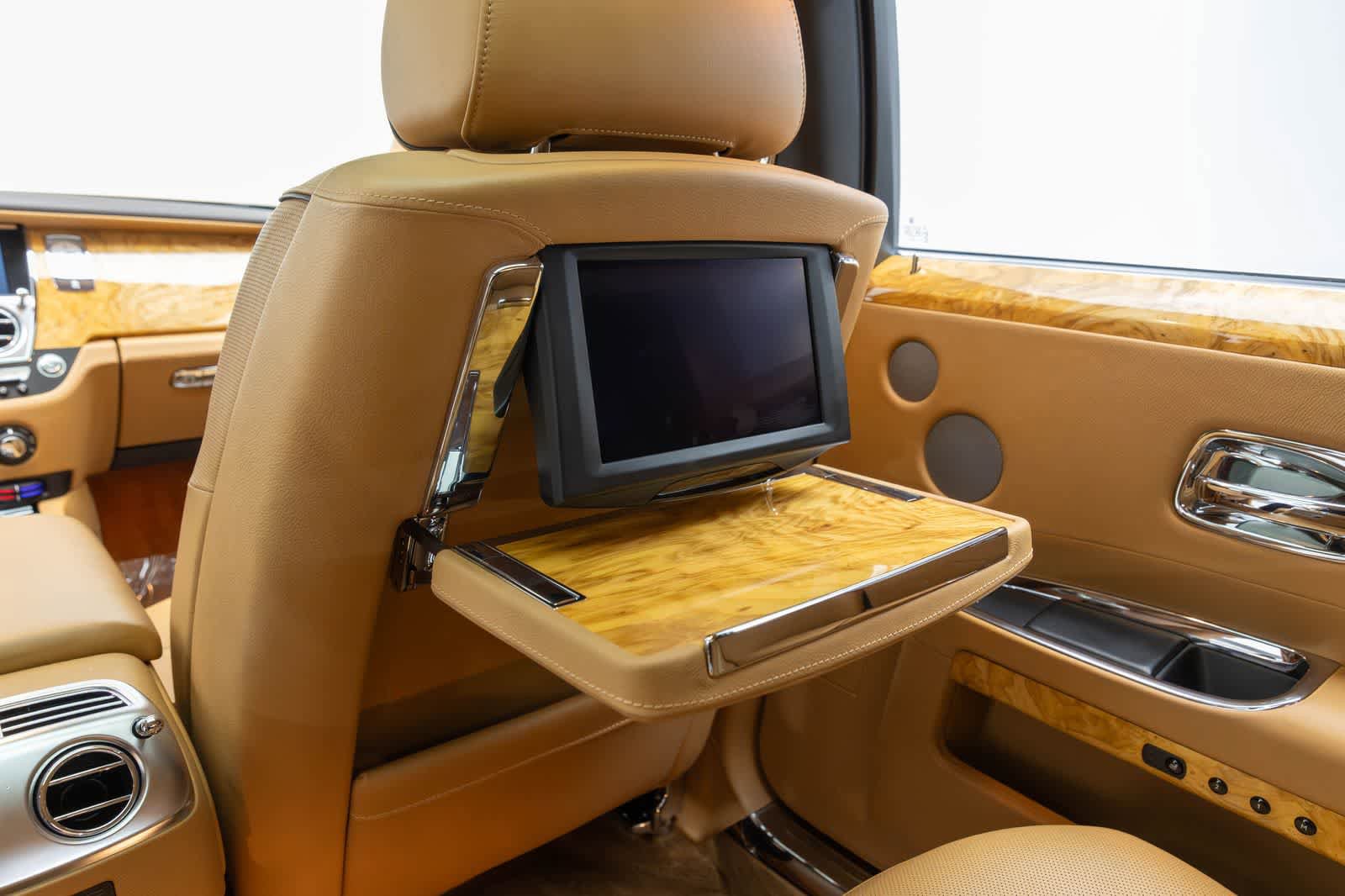 Used 2013 Rolls-Royce Ghost RWD image 34