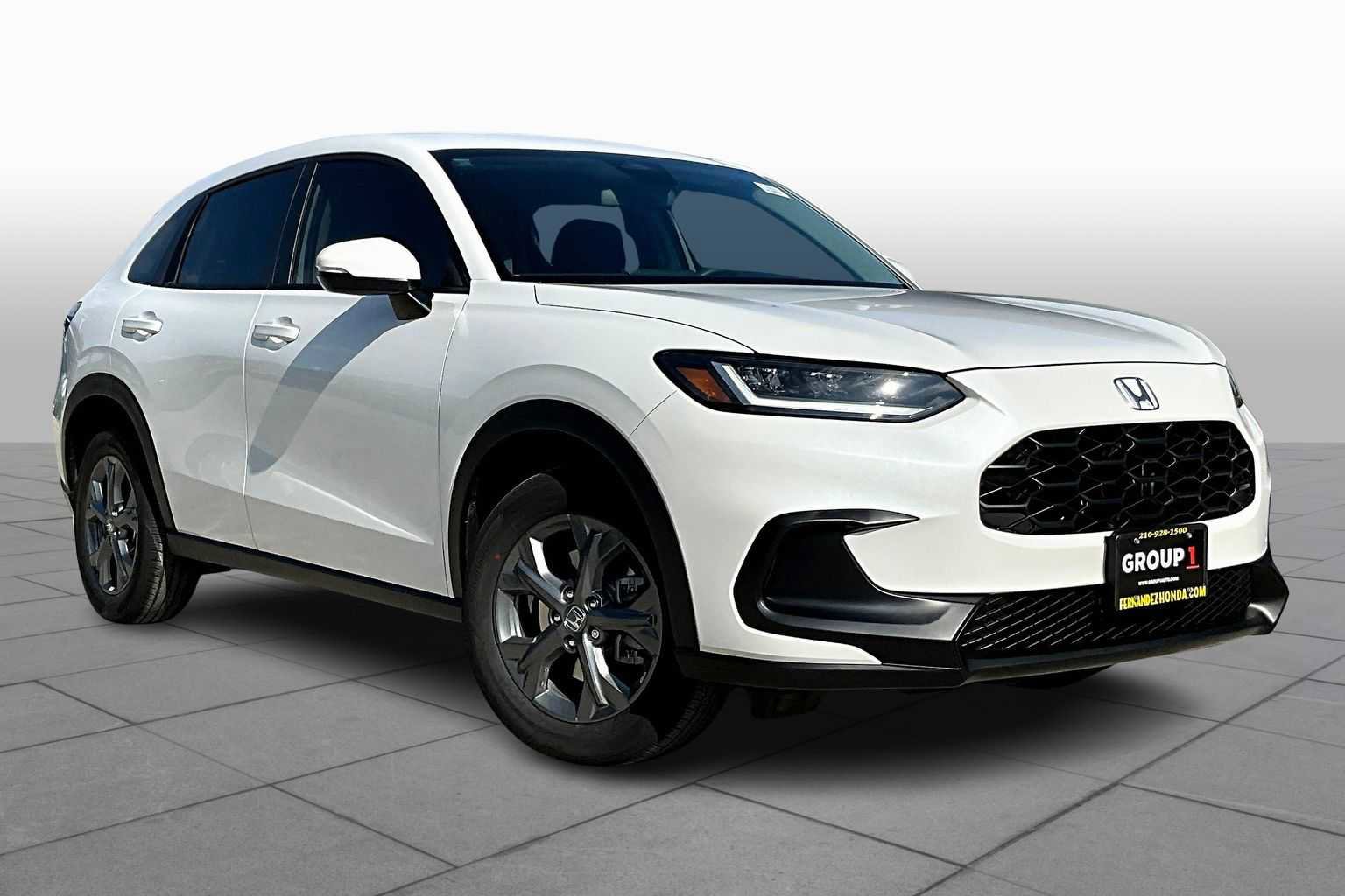 Used 2026 Honda HR-V LX image 2