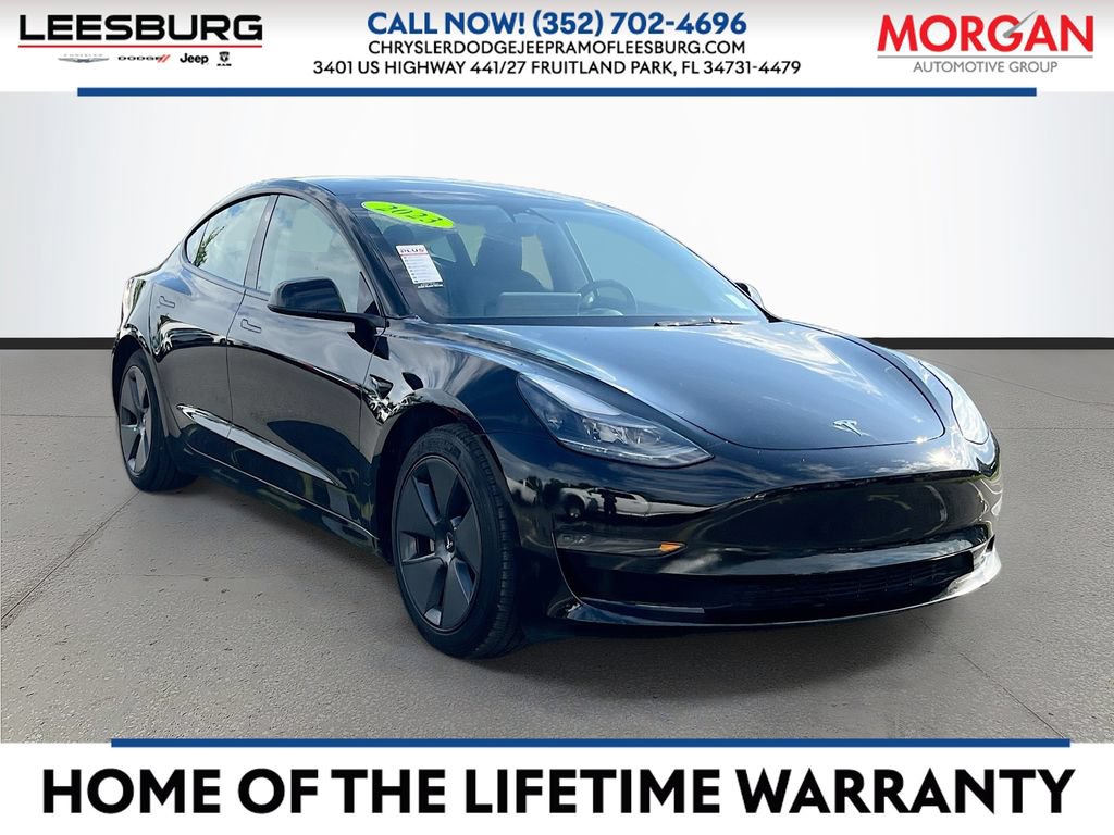 Used 2023 Tesla Model 3 Standard Range RWD image 1