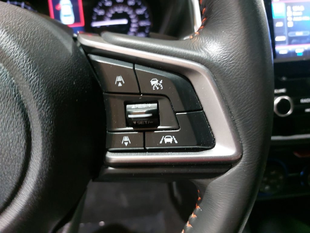 Used 2019 Subaru Crosstrek 2.0i Premium w/ Eyesight System AWD/4WD image 17
