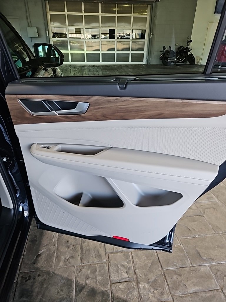 New 2026 Volkswagen Atlas SE image 15