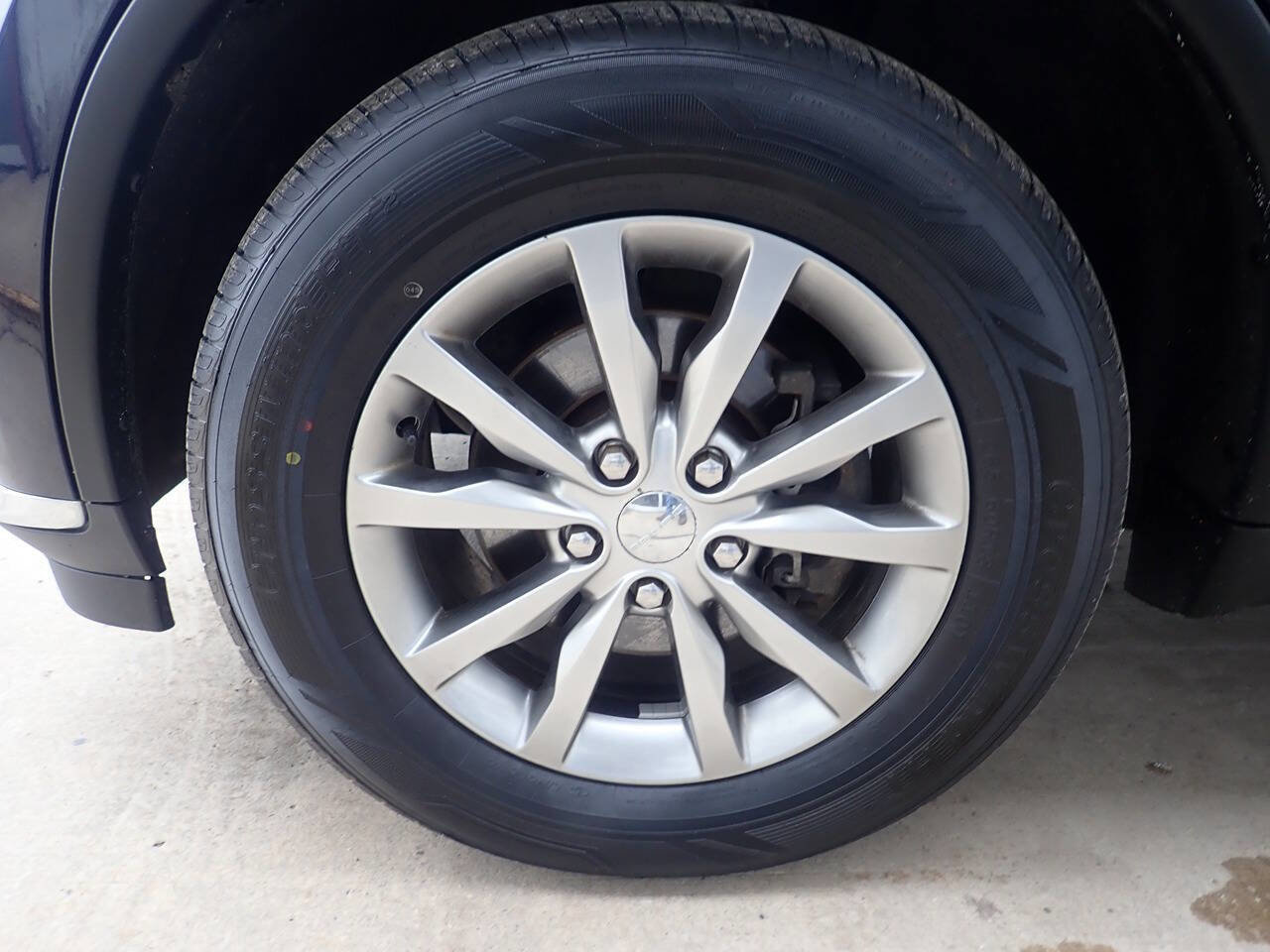 Used 2018 Dodge Durango SXT w/ 3rd Row Seating Group AWD/4WD image 36