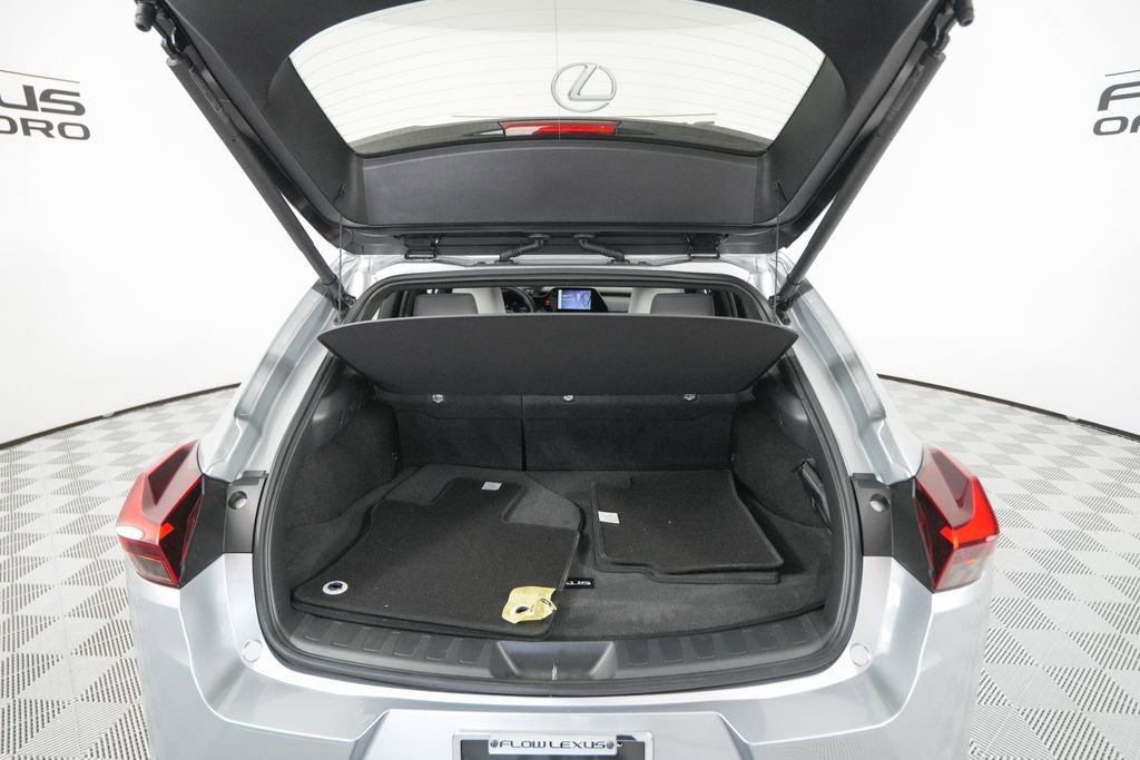 Certified 2025 Lexus UX 300h FWD w/ Accessory Package (Z2) image 22