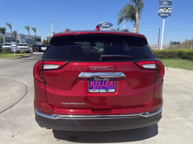 Used 2022 GMC Terrain SLT w/ Infotainment Package II FWD image 7