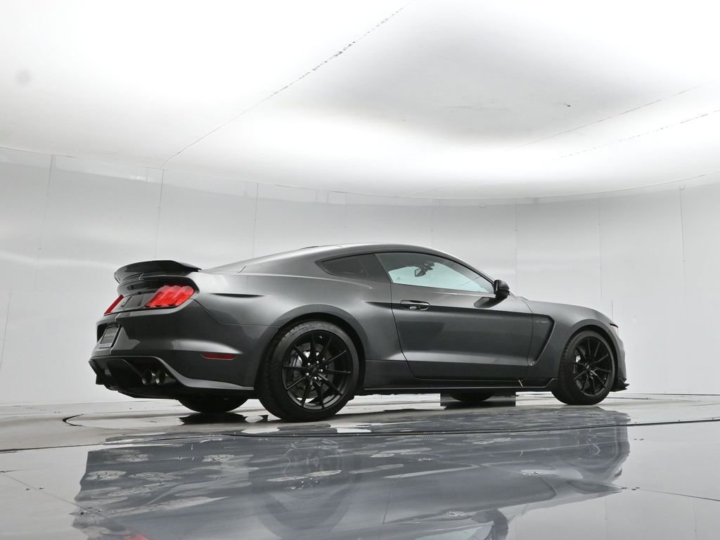 Used 2016 Ford Mustang Shelby GT350 w/ Technology Package image 47