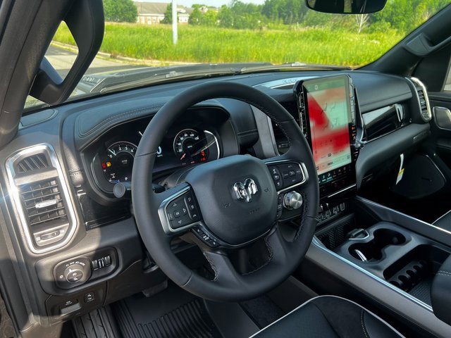 New 2025 RAM 1500 Laramie image 19