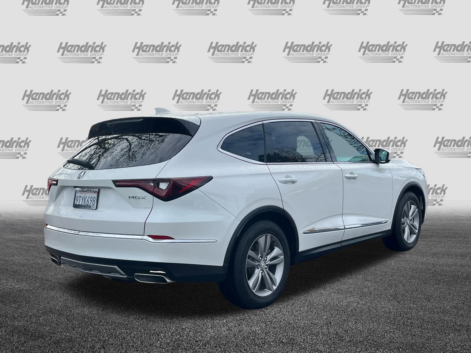 Used 2025 Acura MDX FWD image 8