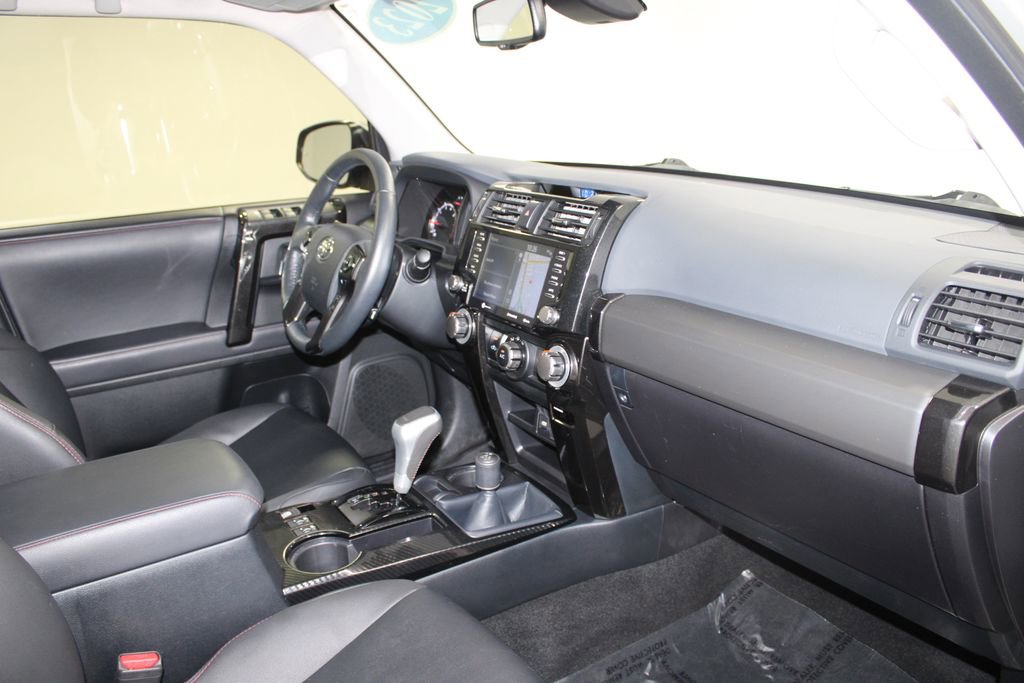 Used 2023 Toyota 4Runner TRD Off-Road Premium AWD/4WD image 28