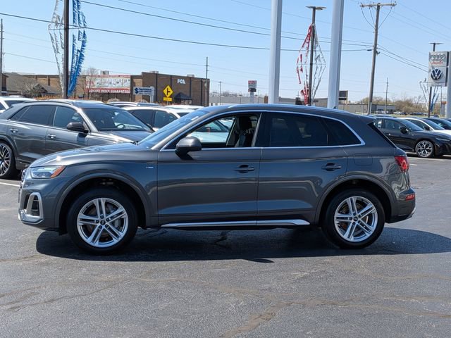 Used 2021 Audi Q5 e Premium Plus w/ Premium Plus Package image 4