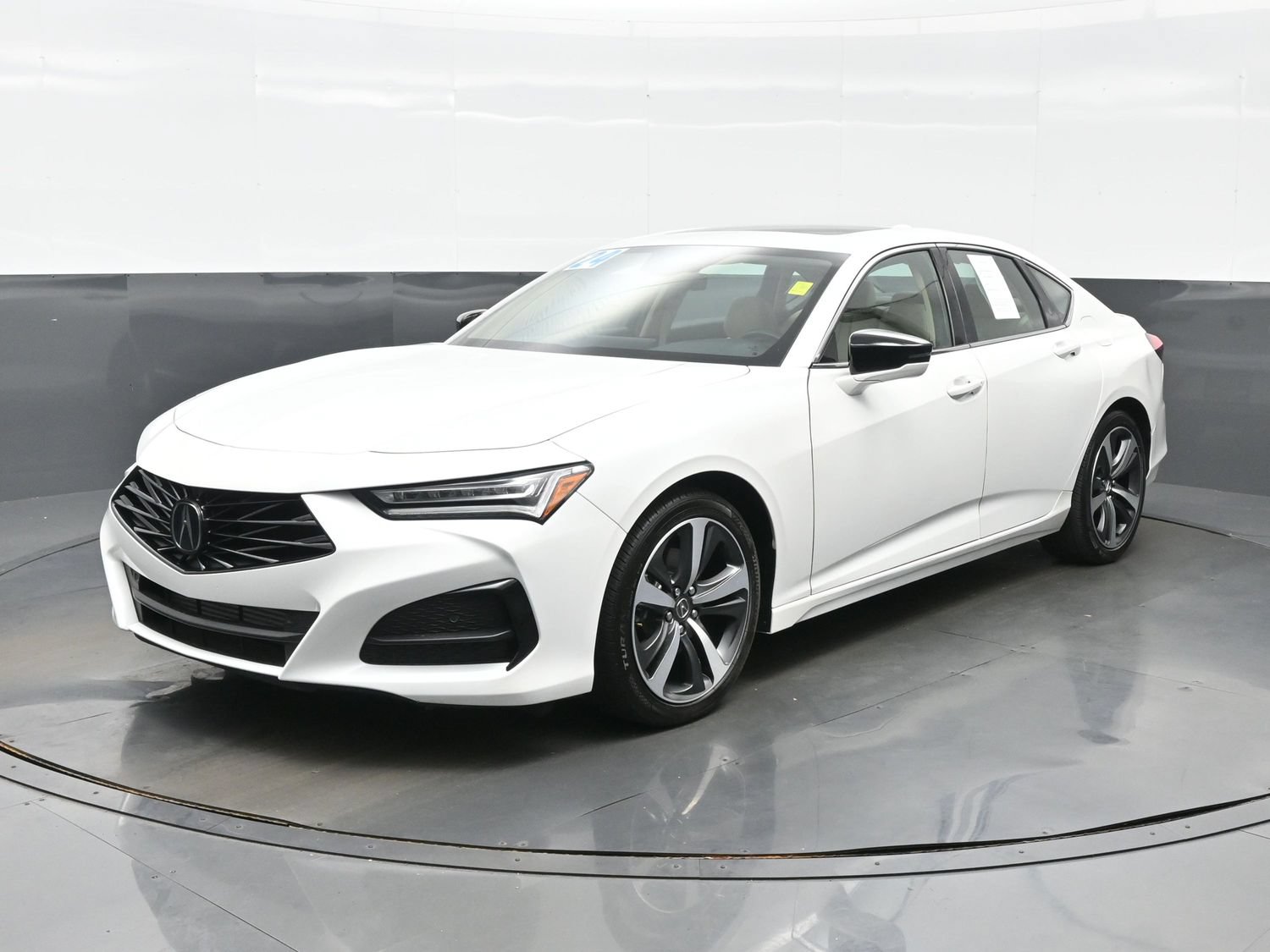 Used 2024 Acura TLX w/ Technology Package FWD image 2