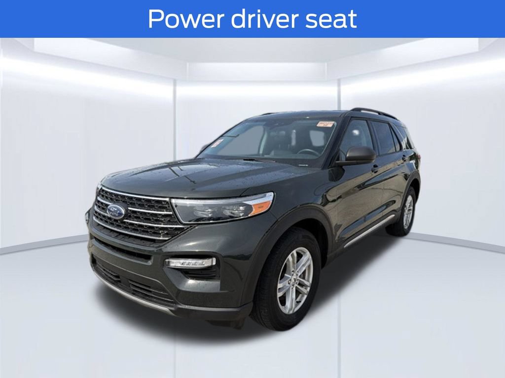 Used 2024 Ford Explorer XLT w/ Equipment Group 202A AWD/4WD image 7