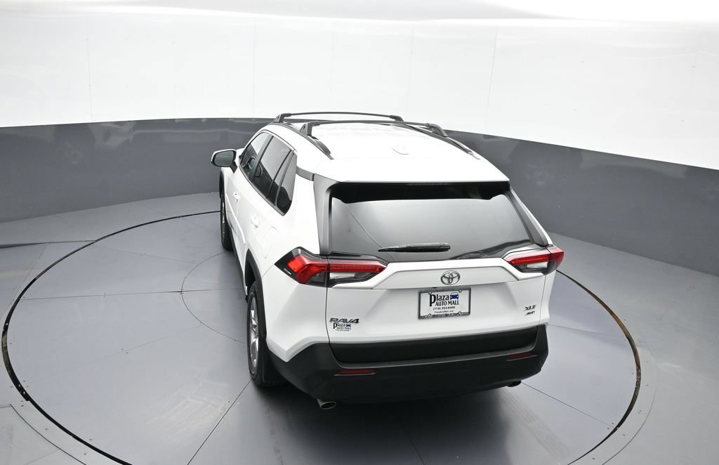 Used 2023 Toyota RAV4 XLE w/ XLE Grade Weather Package AWD/4WD image 38