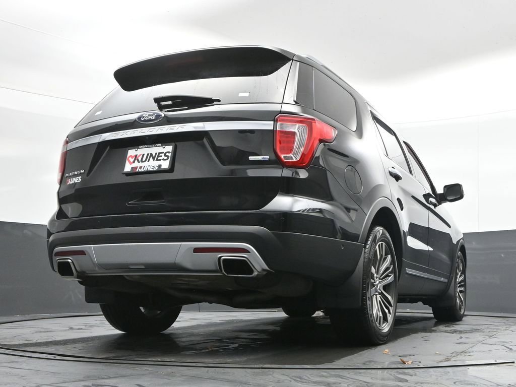 Used 2017 Ford Explorer Platinum image 46