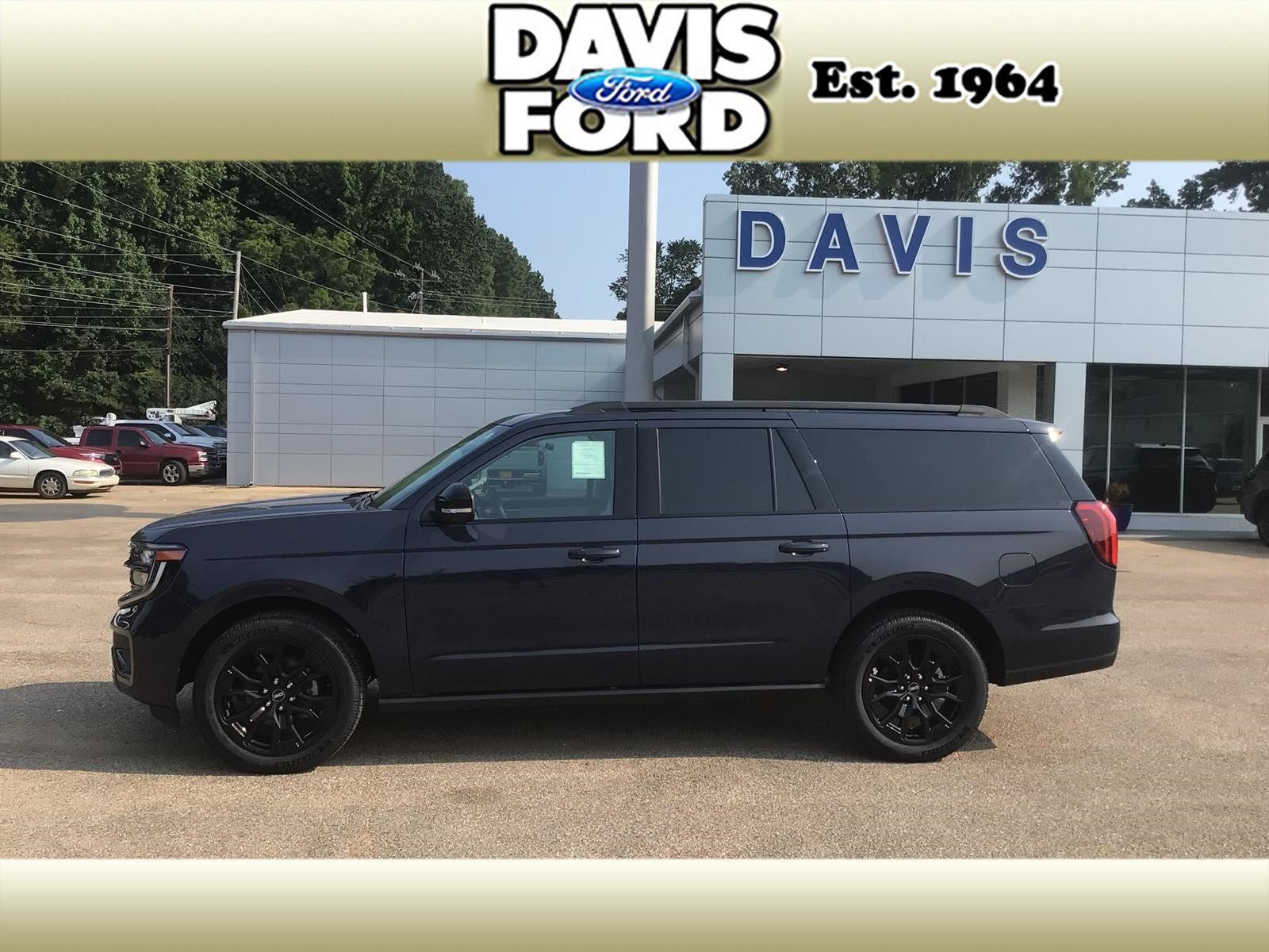 New 2027 Ford Expedition Max Platinum AWD/4WD image 4