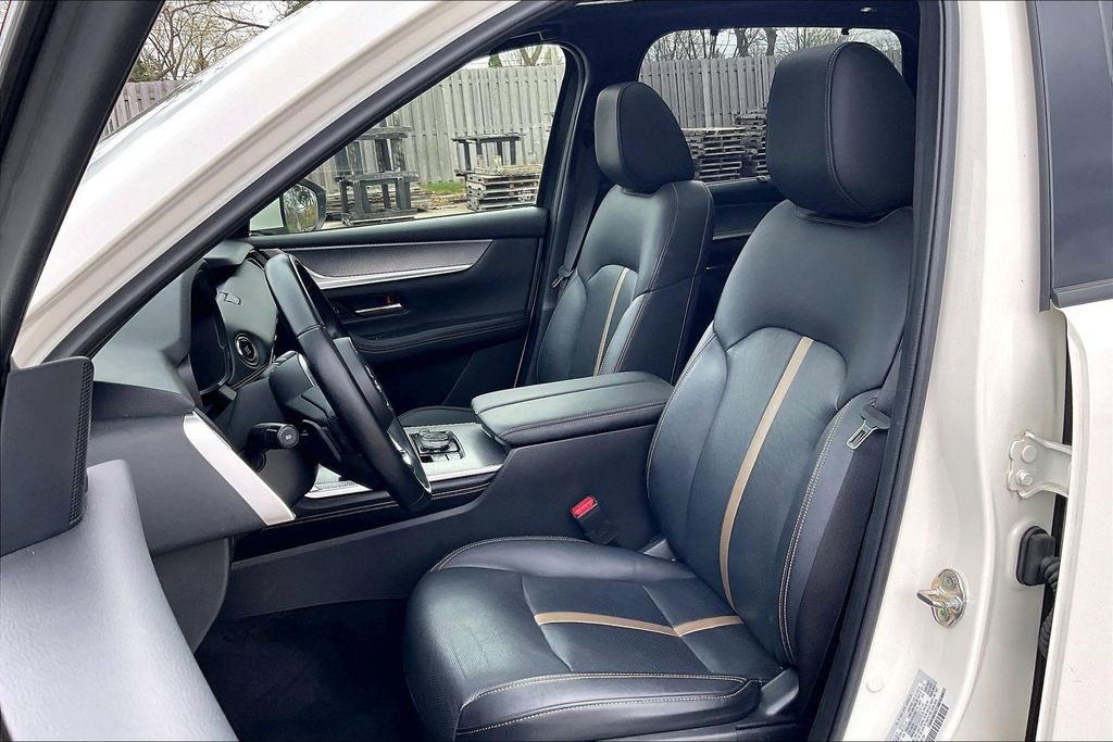 Certified 2024 MAZDA CX-90 3.3 Turbo w/ Premium Plus Pkg image 25