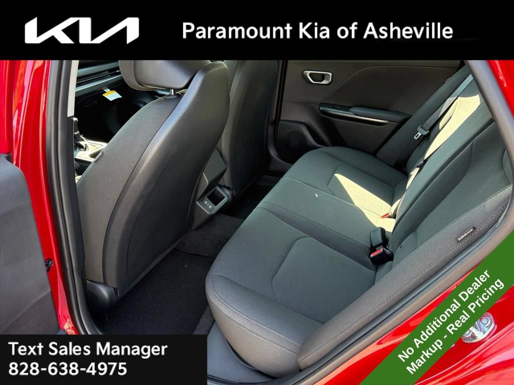 New 2026 Kia K4 FWD image 19