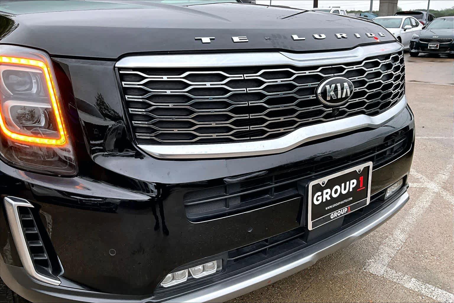 Used 2020 Kia Telluride SX w/ Towing Package FWD image 30