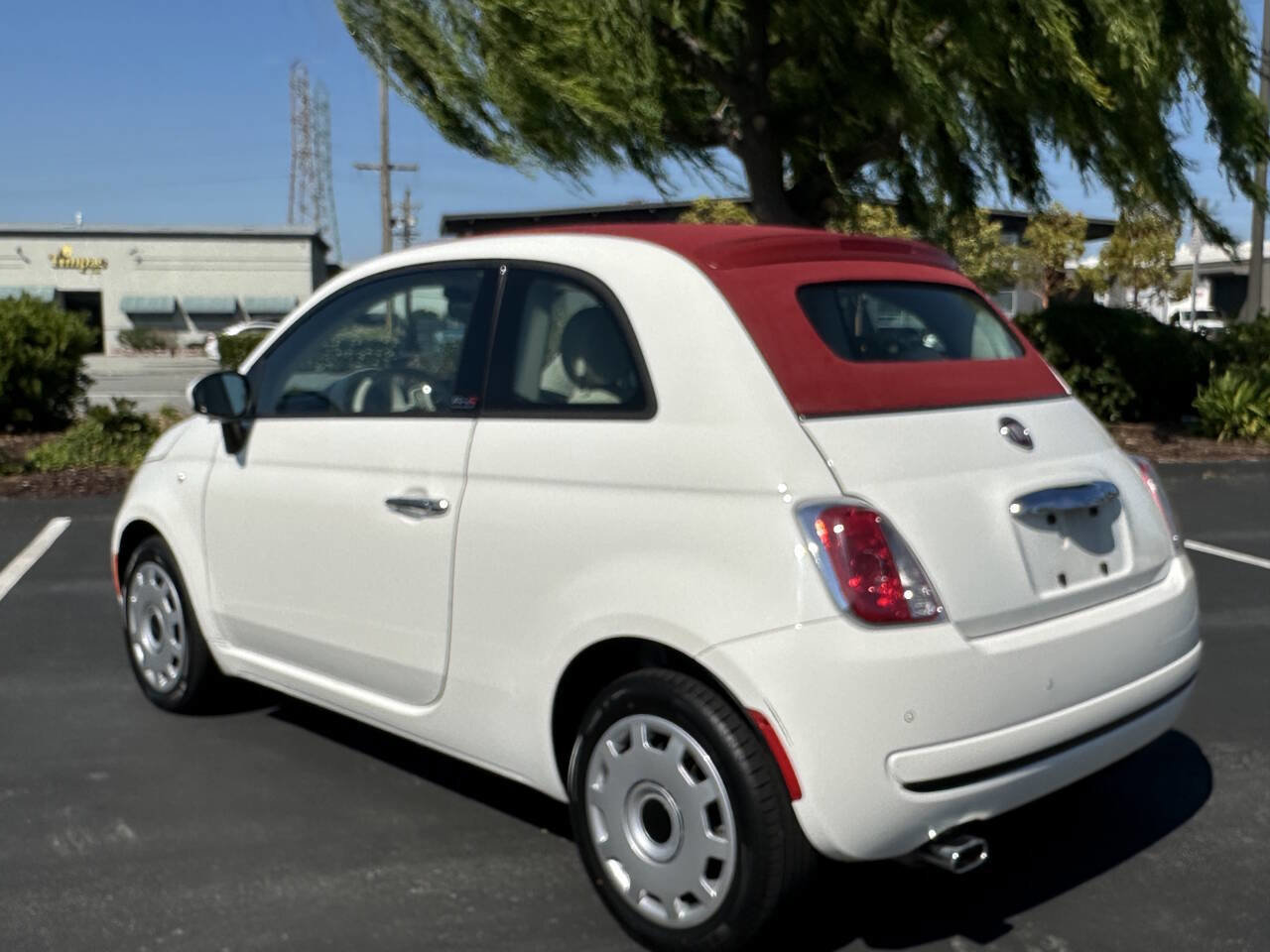 Used 2016 FIAT 500 Pop FWD image 11