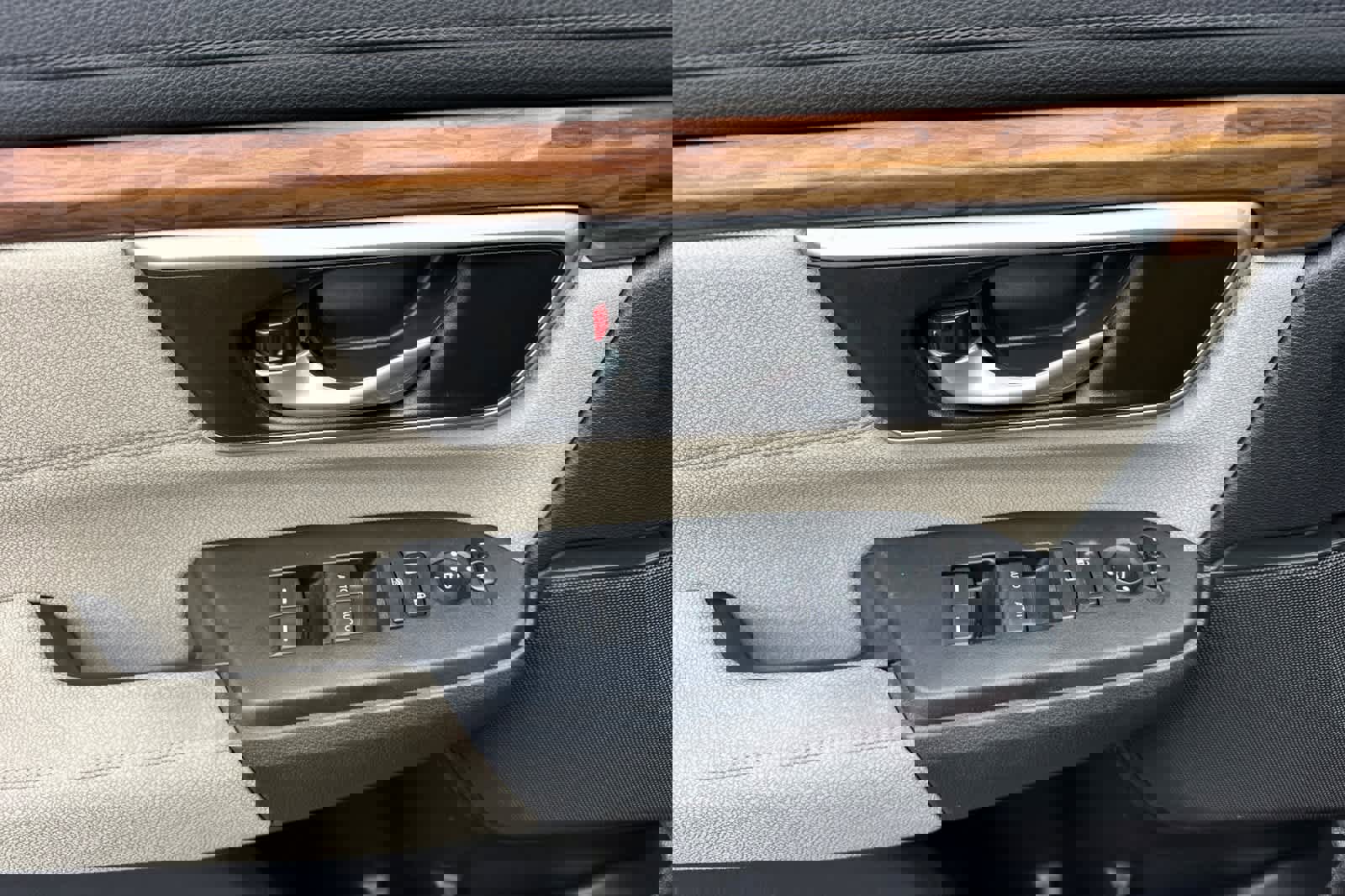 Used 2019 Honda CR-V EX image 12