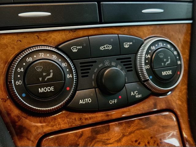 Used 2011 Mercedes-Benz SL 63 AMG image 13