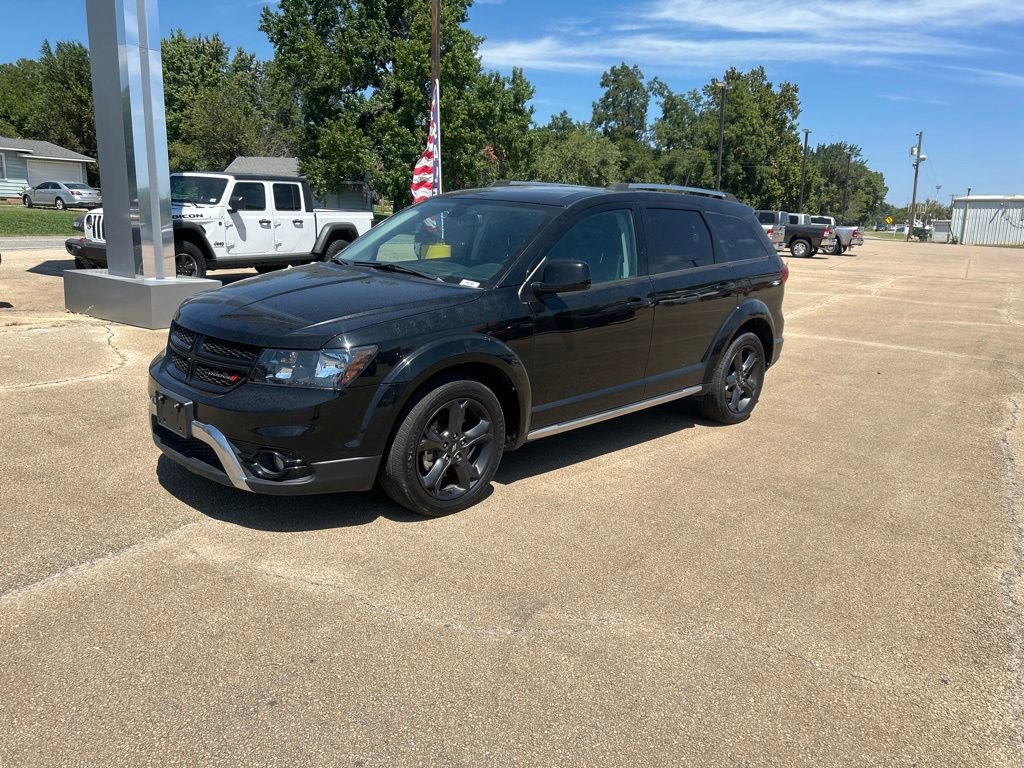 Used 2020 Dodge Journey Crossroad image 1
