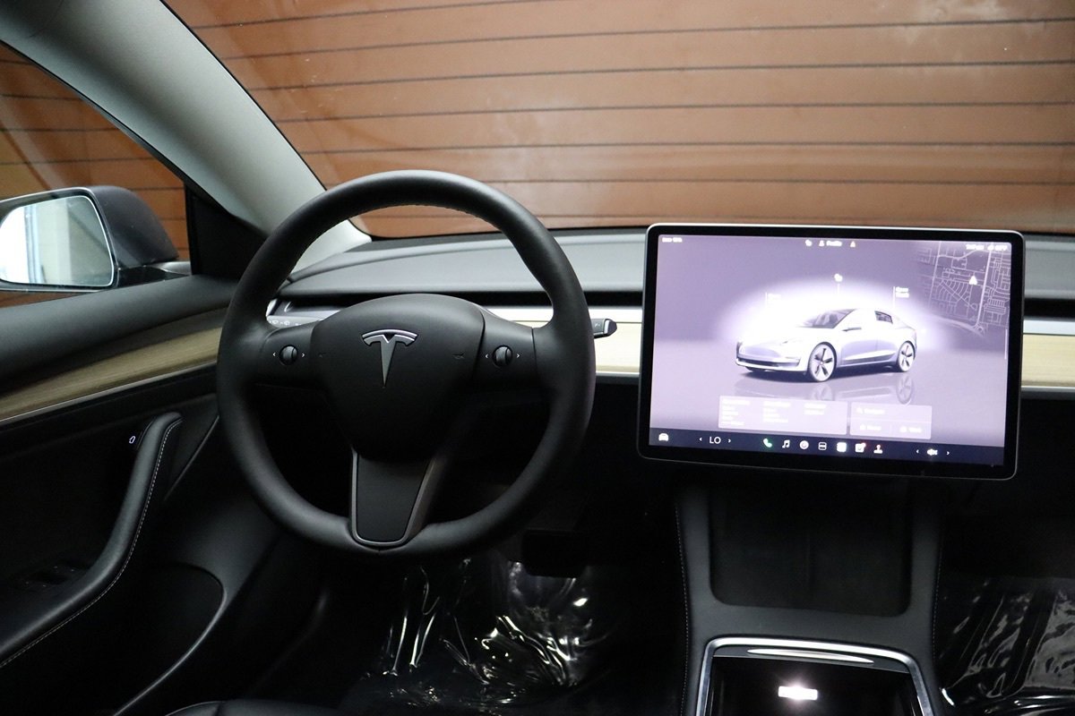 Used 2022 Tesla Model 3 Long Range image 32