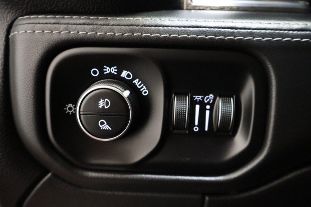 Used 2019 RAM 3500 Limited AWD/4WD image 41