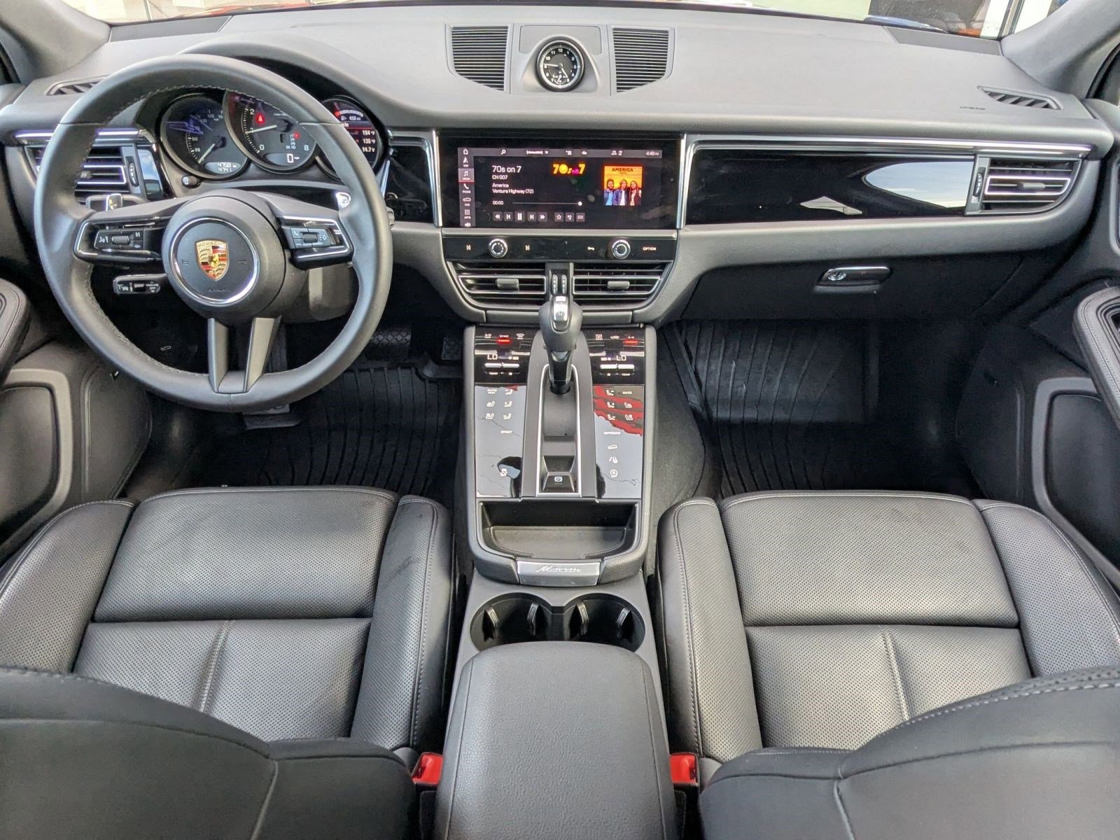 Certified 2026 Porsche Macan image 22