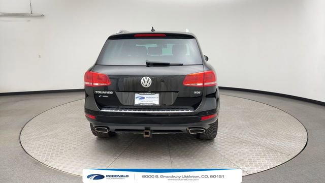 Used 2011 Volkswagen Touareg TDI AWD/4WD image 3