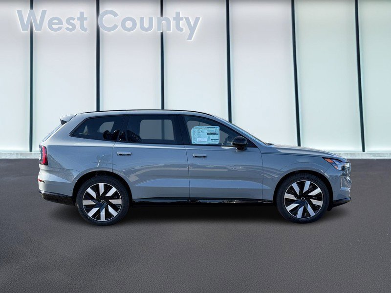 New 2025 Volvo EX90 Ultra image 2