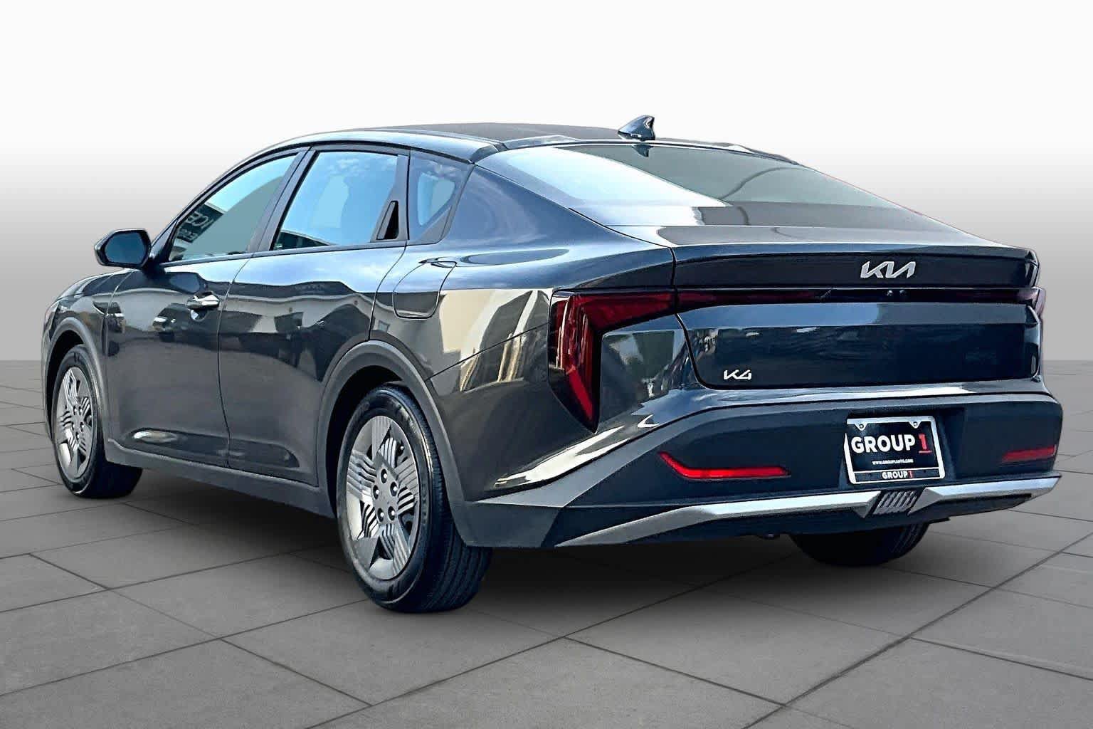 Used 2025 Kia K4 FWD image 12