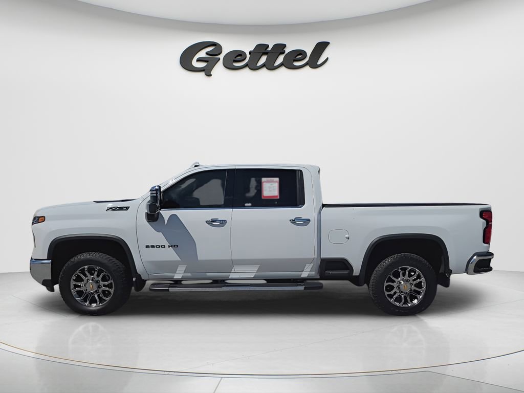 Used 2026 Chevrolet Silverado 2500 LTZ w/ LTZ Plus Package image 2