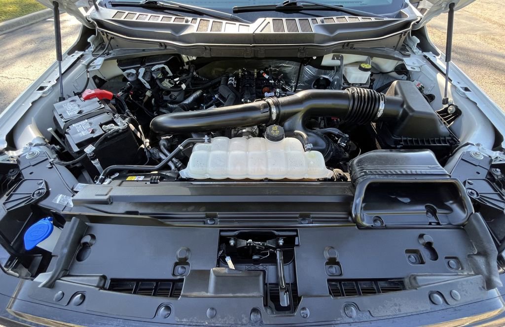 Used 2024 Ford F150 XLT w/ Tow/Haul Package image 7